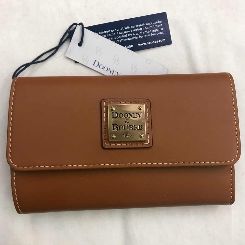 Dooney & Bourke Continental Clutch